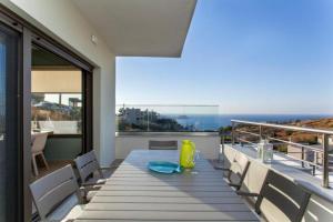Luxury Rikas Villa - private pool