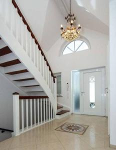 Phantastisches Haus mit Pool direkt in München