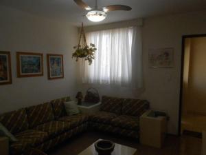 apto. prainha martim de sá 2 dor. pé na areia