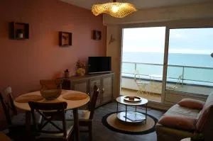 L'Esperluette - magnifique vue mer et balcon - Asnelles