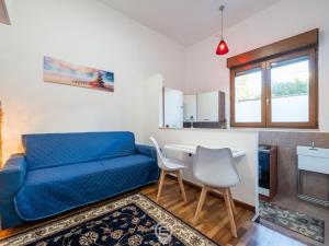 Colombo Avenue Charm img2