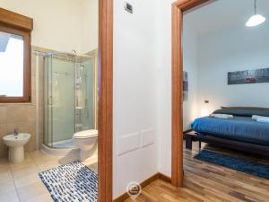 Colombo Avenue Charm img11