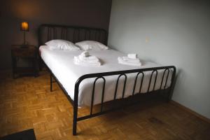 Cozy 3 bedroom house with 11 kw electric car charger