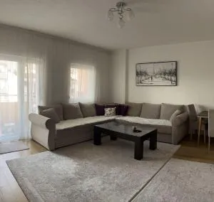 Lina Apartment - Željeznica