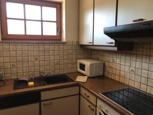 IV Gemütliche Ferienwohnung in Pool-Position