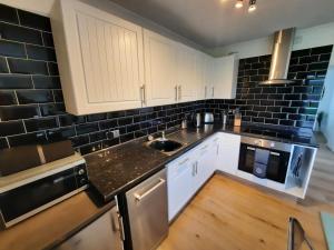 St Margarets 2-Bed Chalet - Sleeps 4 & Pets ok