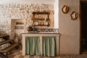 Si-Moutique, le Case-grotte degli Avi 2