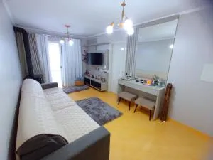 Apto aconchegante ao lado da Vinícola Garibaldi - غاريبالدي