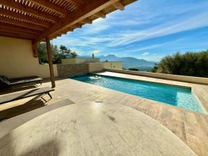 Villas Super villa moderne corbara vue mer : photos des chambres