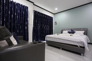 MB House Resort