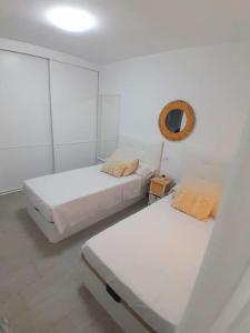 Apartamento el playa recién reformado.