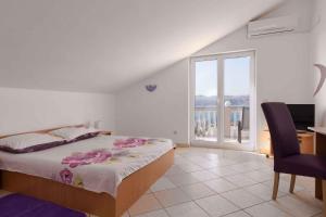 Apartments in Karlobag - Velebit Riviera 42477