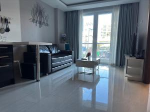 芭堤雅市中心 Grand Avenue 一卧室城景 酒吧街 高速互联网智能电视