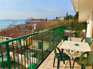 Attico Fronte Lago con Vista Mozzafiato