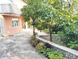 Apartment in Opatija 45803