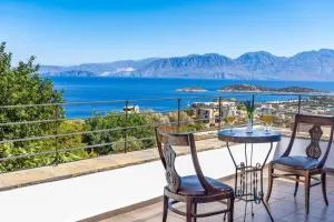 Villa Friends - Límnai