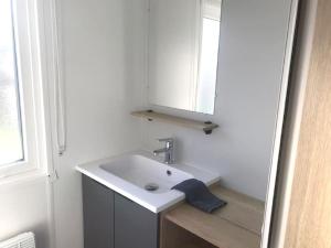 Bungalow charmant à Canet-en-Roussillon avec piscine