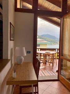 Charming Apartment in Lavena Ponte Tresa - 70m² - Spacious Terrace