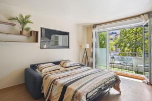 Appartements Appartement Chic avec terrace et parking : photos des chambres