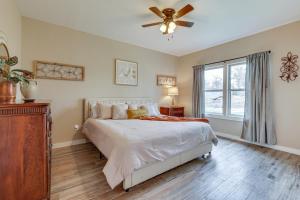 Country Home Near Fredericksburg Fire Pit and Grill