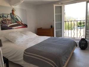 Maisons de vacances Maison de 3 chambres avec terrasse et wifi a Cogolin a 3 km de la plage : photos des chambres