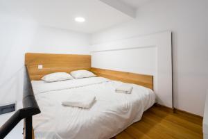 Cozy Old Town Apartment 7 - Selari