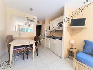 HYERES, Magnifique Parc de la Presquîle avec Piscine et Plage face à Porquerolles !