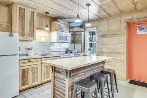 Casas Coastal Experience Cabin B - Palm Harbor