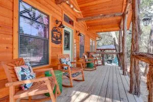 Lakewood Secret Cabin about 4 Mi to The Lake! - Fischer