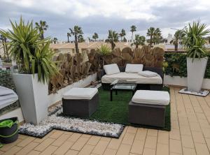 Penthouse With Sea View & Private Terrace