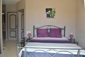 Villa Grasse vue mer exceptionnelle 8P piscine intérieure