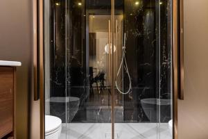 Dalì Duomo Golden House