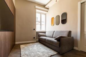 Dalì Duomo Golden House