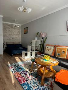 The Master and Margarita Apartment, Майстора и Маргарита 2