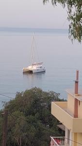 Apartment Dolphins - 4hvězdičkové hotely ve městě Plomarion