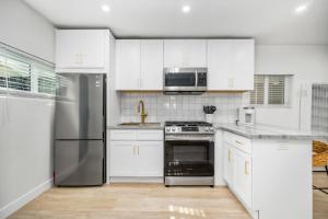 130 Anderson St B