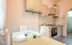 1 Bedroom Awesome Apartment In Rapallo