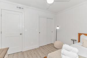 Beautifully Renovated 2 BR. Condo On The Golden Mile-Stunning Ocean Views-Ocean Forest Villas A-305