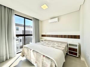 183 - Linda Cobertura com 03 Suítes em Mariscal