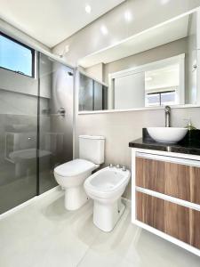 183 - Linda Cobertura com 03 Suítes em Mariscal