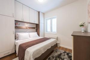 Lida - comfort one bedroom apt,free parking-Lapad