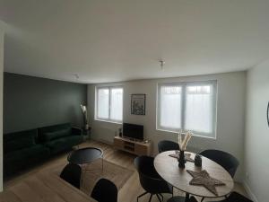 Appartements T3 Orleans charmant avec parking centre-ville : Appartement 2 Chambres