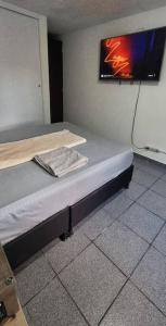 hermosa casa para tour comuna 13