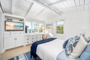 Balboa Island Luxury Penthouse Suite With Bay Views - Corona del Mar