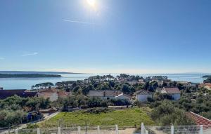 1 Bedroom Awesome Apartment In Banjol 