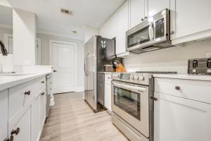 Chic Greensboro Condo with Lake Oconee Access!