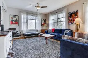 Pet-Friendly Saint Paul Vacation Rental with Deck! - Cottage Grove