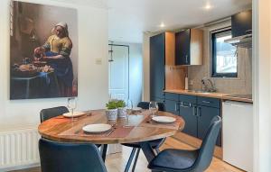 Amazing Stacaravan In Zeeland