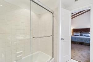 2 Homes Rented Together on the Oceanfront