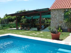 Family friendly apartments with a swimming pool Ljubac, Zadar - 21937